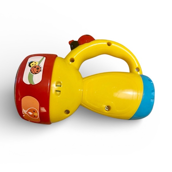 VTech Spin & Learn Color Flashlight™ Red, Yellow, Blue - Picture 2 of 5